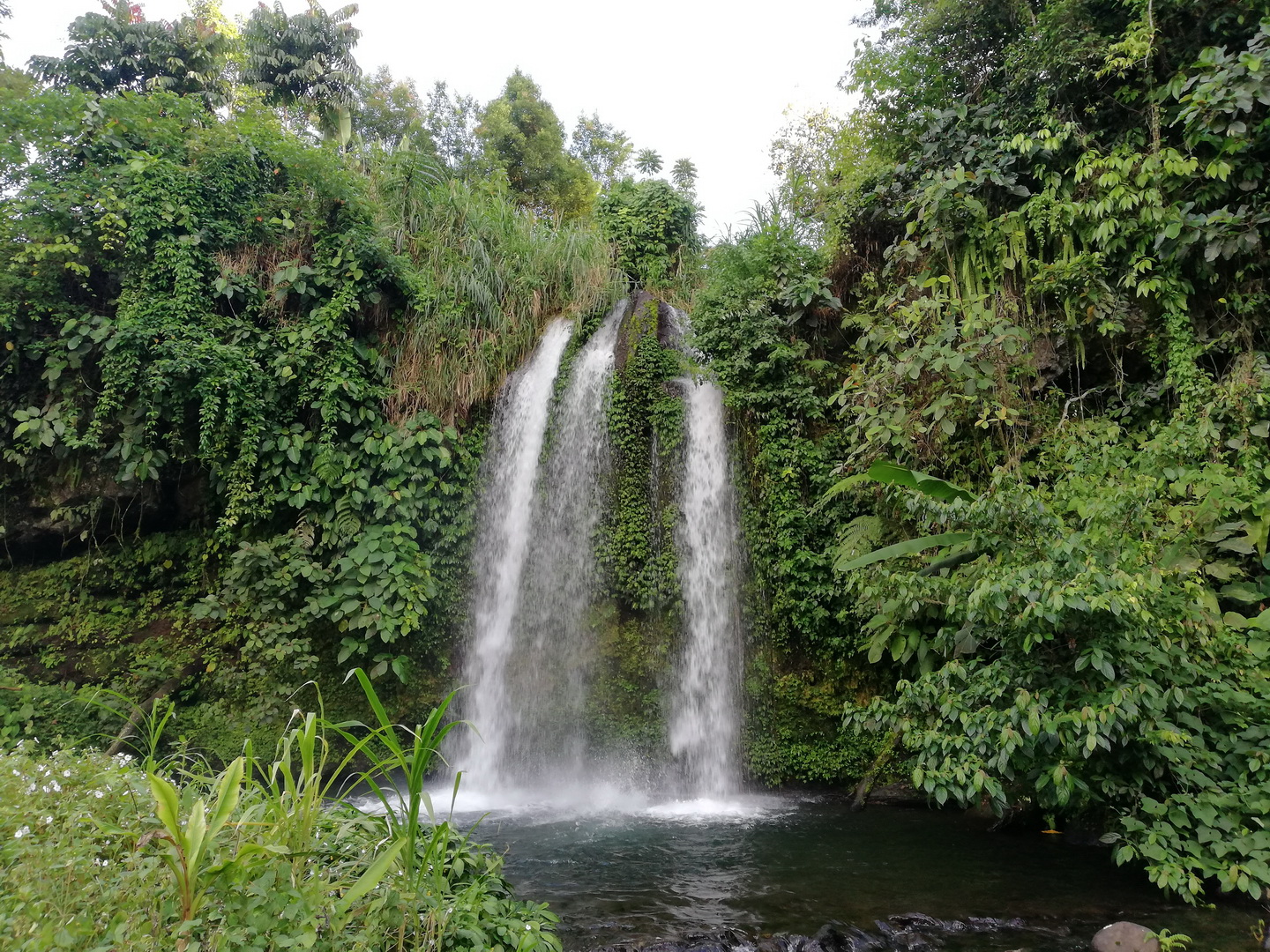  Wisata Solok Selatan  Air Terjun Kembar yang Tersembunyi