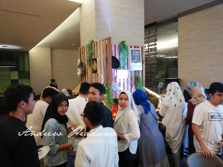 Fox Harris Hotel Pekanbaru Tempatnya Makan Enak Tidur Nyenyak