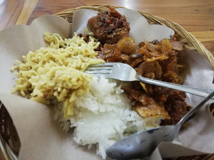 nasi campur bu andika di seminyak